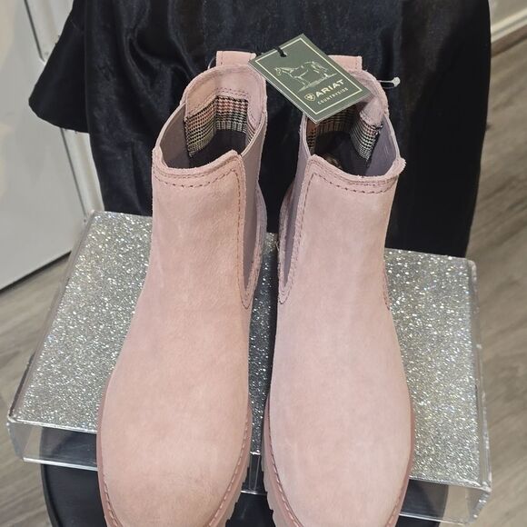 Ariat Wexford Lug Chelsea Boots- Dusty Rose - Picture 11 of 13